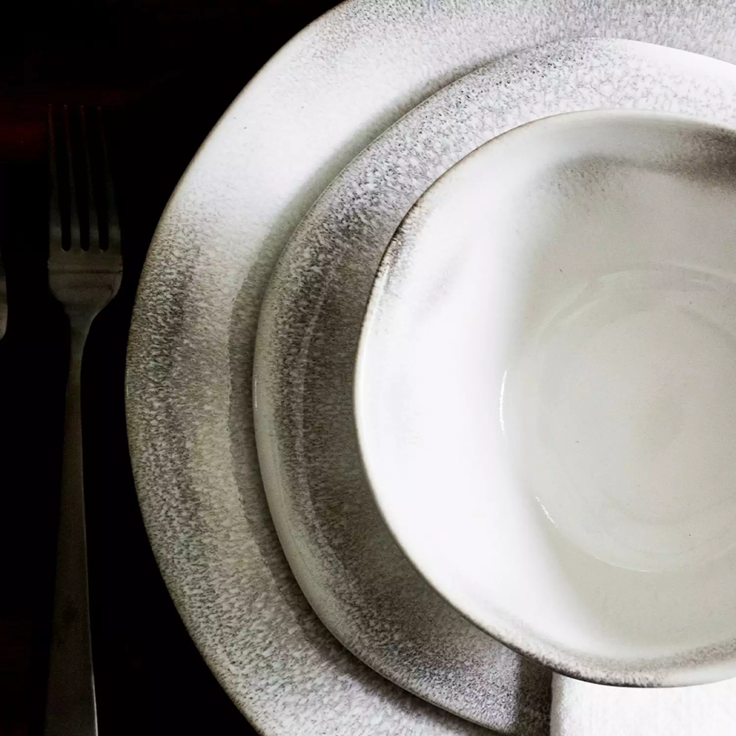 Vietri Aurora Ash Salad Plate - Image 3