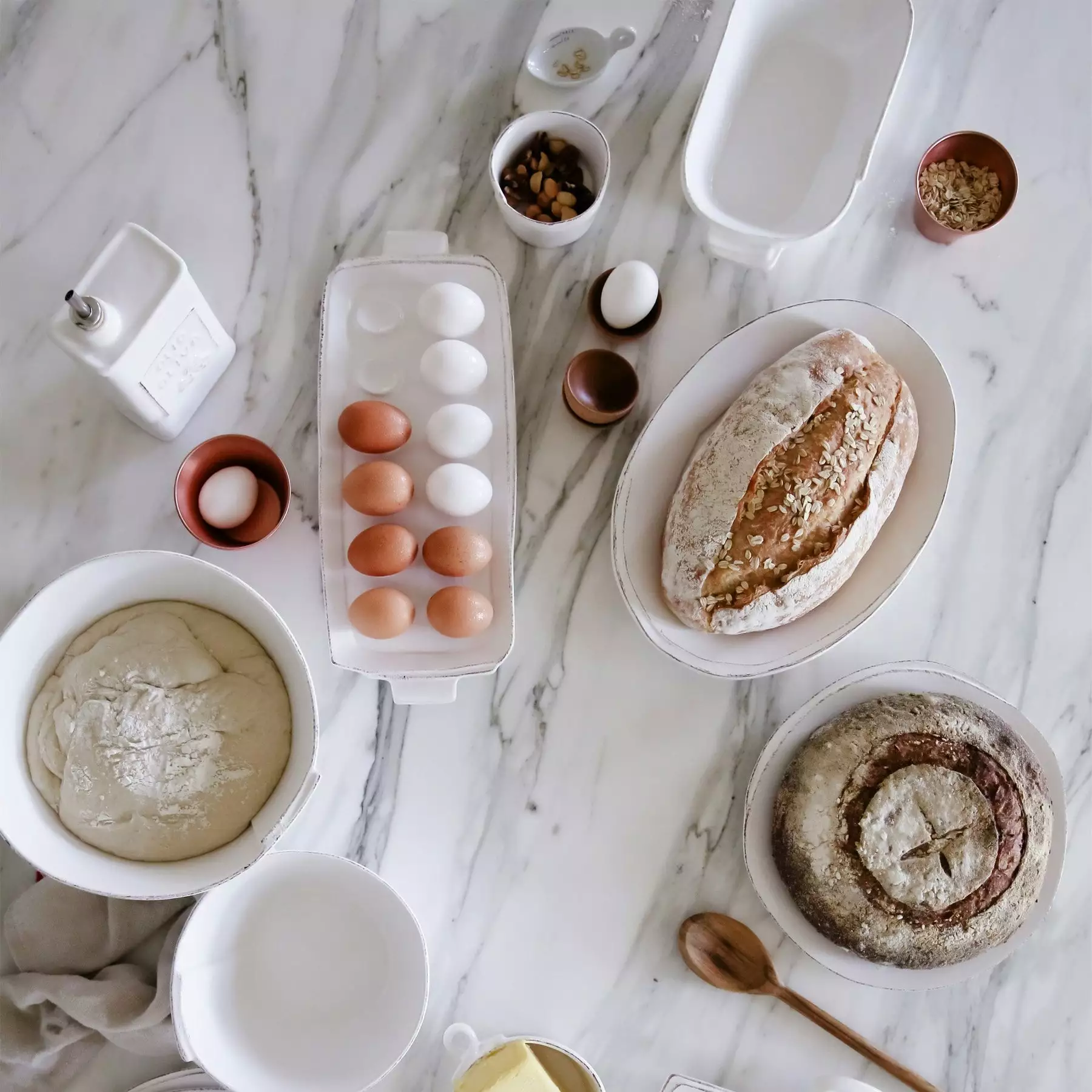 Vietri Lastra White Small Oval Baker - Image 4