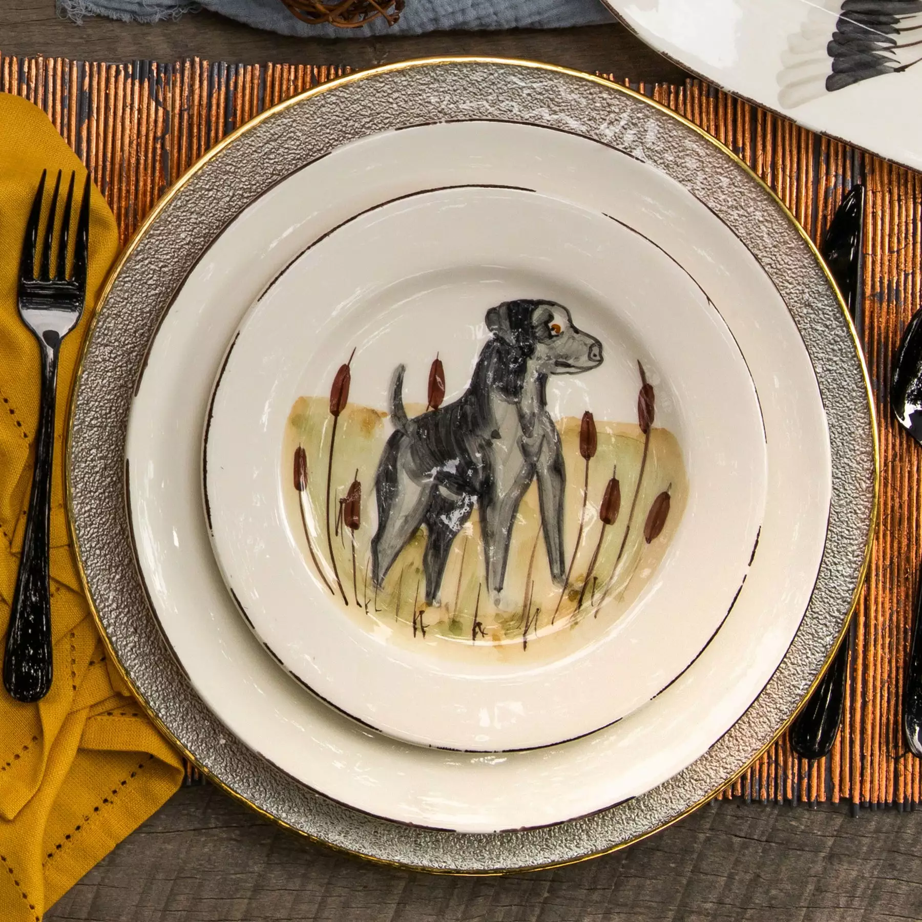 Vietri Wildlife Black Hunting Dog Salad Plate - Image 2